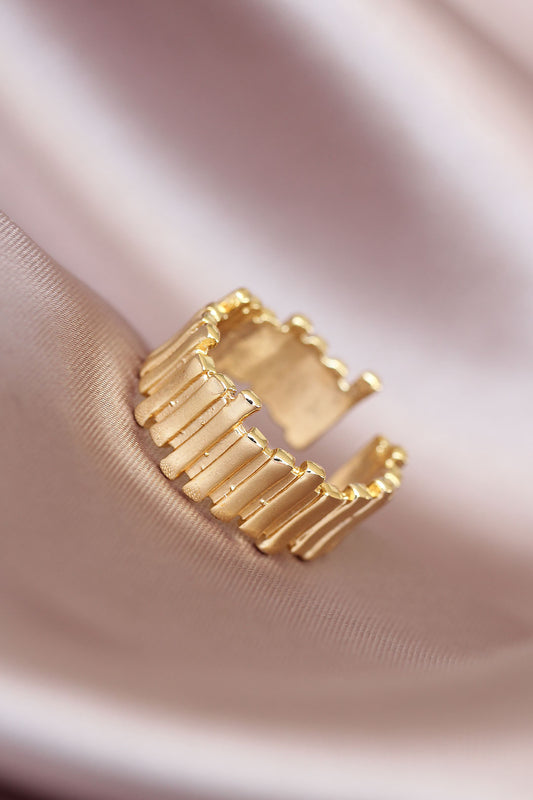 BYK1558 - Gold Renk Metal Ayarlamalı Kadın Yüzük