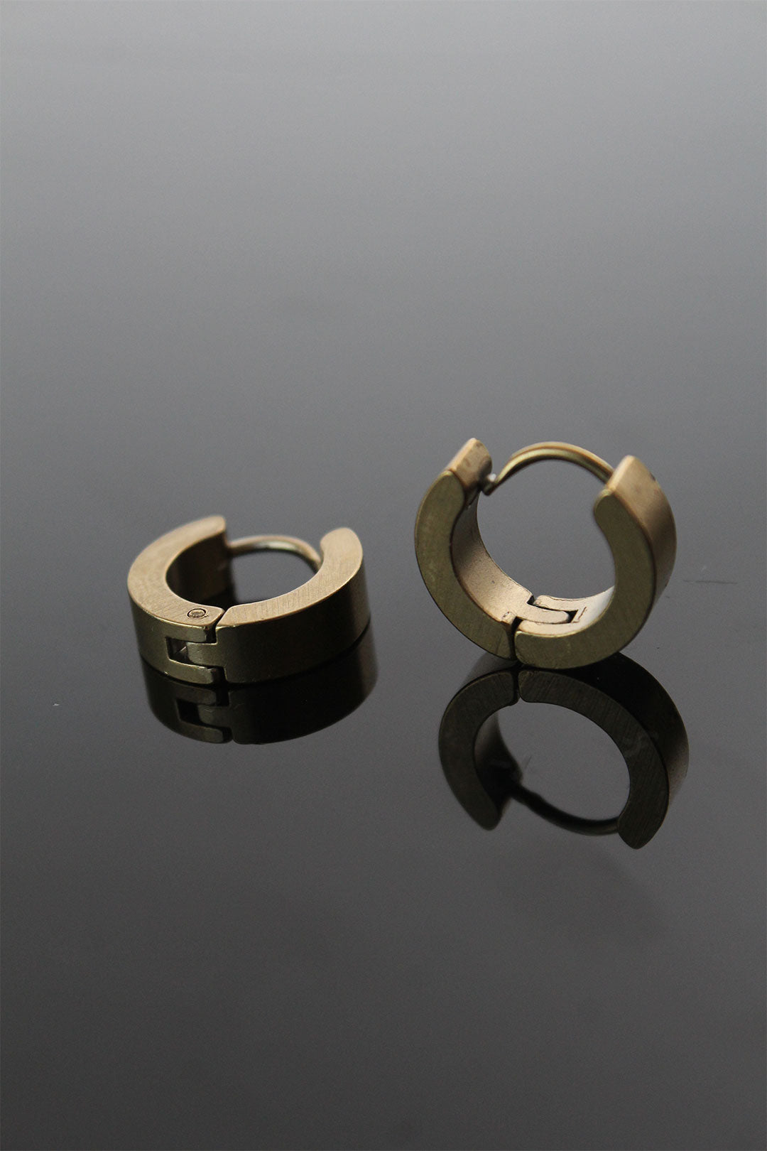316L Çelik Gold Renk Halka Model Çift Küpe - EKP252