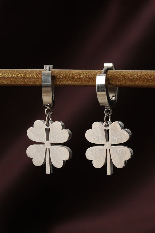 BKP6328 - 316L Çelik Gümüş Renk Yonca Küpe