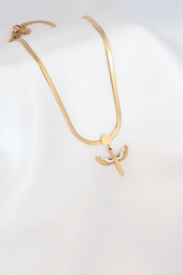 BKO6569 - Mikail Figür Zirkon Taş Detay Gold Renk Çelik İtalyan Zincir Kadın Kolye
