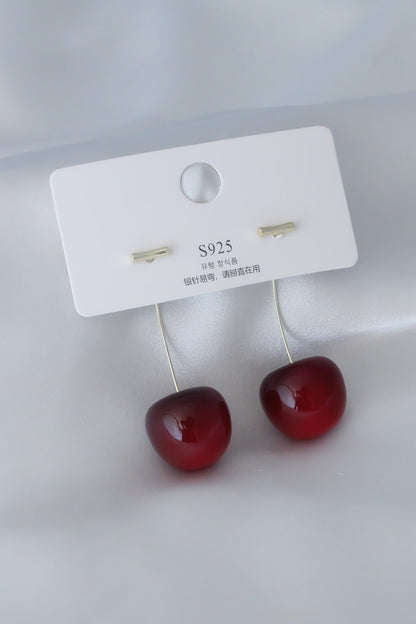 BKP6727 - Gold Renk Kiraz Model Kadın Küpe