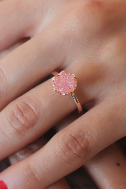 Pembe Lotus Çiçek Figür Gold Renk Kadın Yüzük - BYK2485
