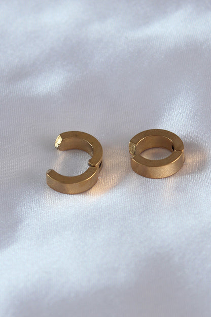 316L Çelik Gold Renk Sıkıştırmalı Erkek Küpe - EKP278