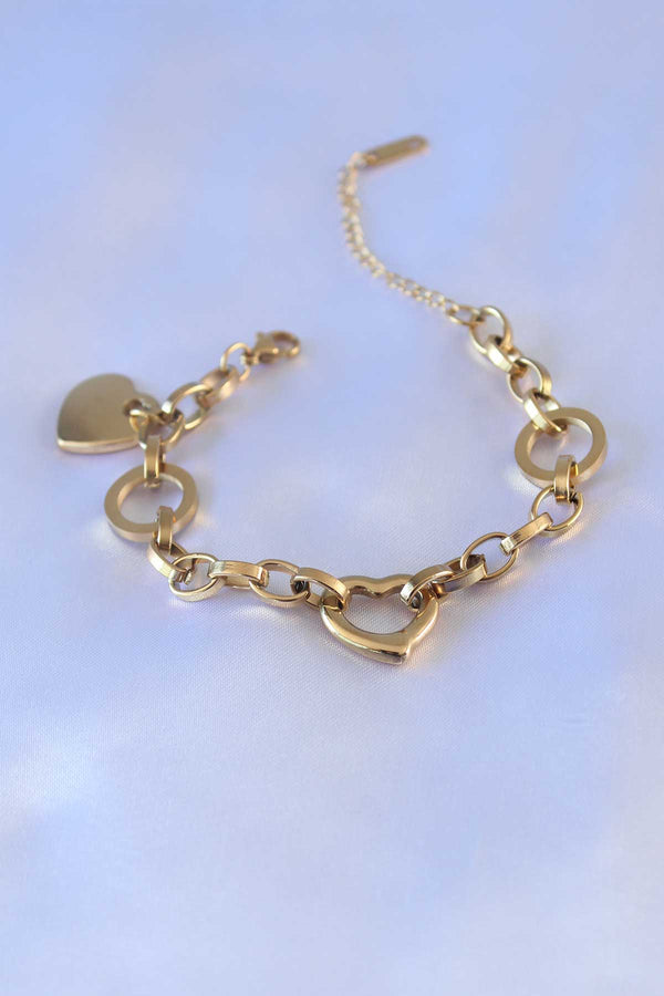 BB5232 - 316L Çelik Gold Renk Kalp Figür Zincir Model Kadın Bileklik