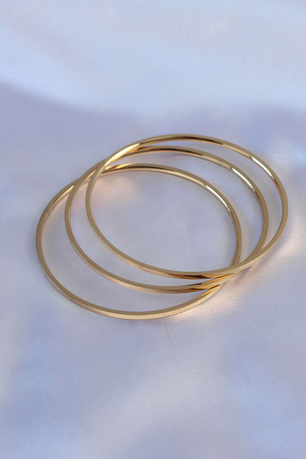 BB5360 - 316L Çelik Gold Renk 3'lü Ajda Model Kadın 60 mm Bilezik