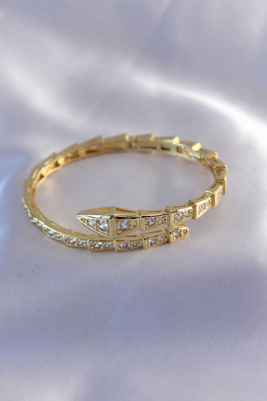 BB5489 - VIP Seri Yılan Model Gold Renk Kadın Kelepçe Bileklik
