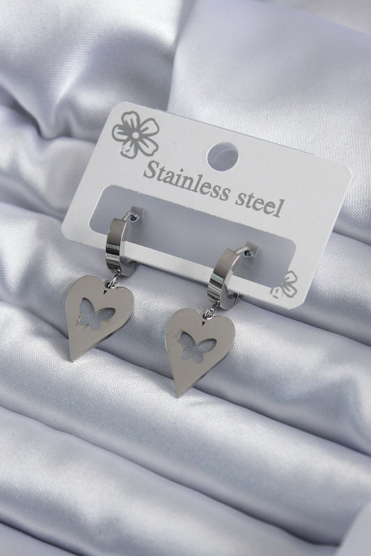 BKP7950 - 316L Çelik Gümüş Renk Kalp Model Kelebek İşleme Kadın Küpe