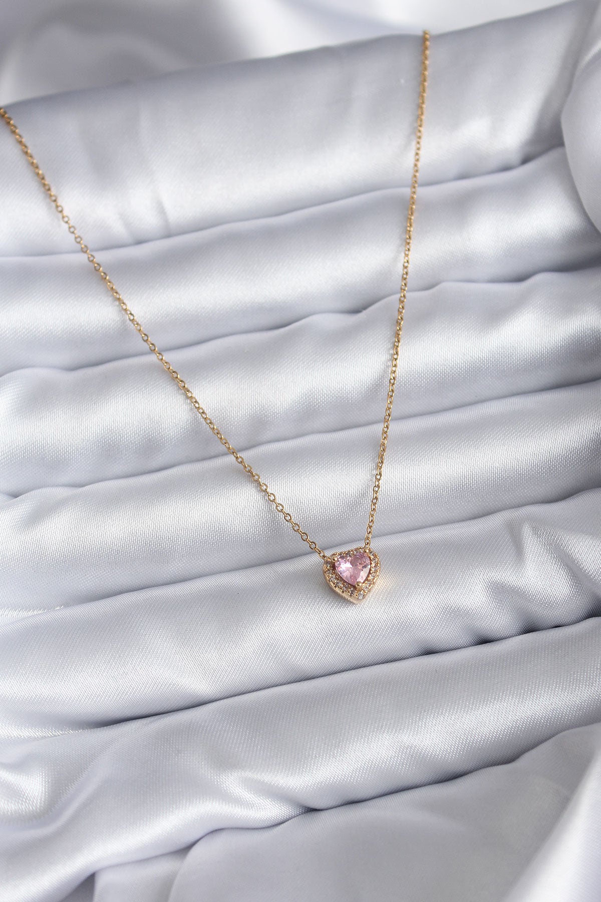 BKO7818 - 316L Çelik Zincir Gold Renk Pembe Zirkon Taşlı Charm Kadın Kolye