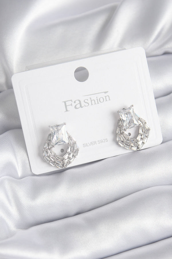 BKP8394 - Pirinç Gümüş Renk Zirkon Taşlı Kadın Küpe