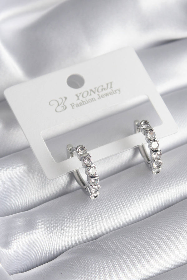 BKP8339 - Pirinç Gümüş Renk Zirkon Taşlı Halka Model Kadın Küpe