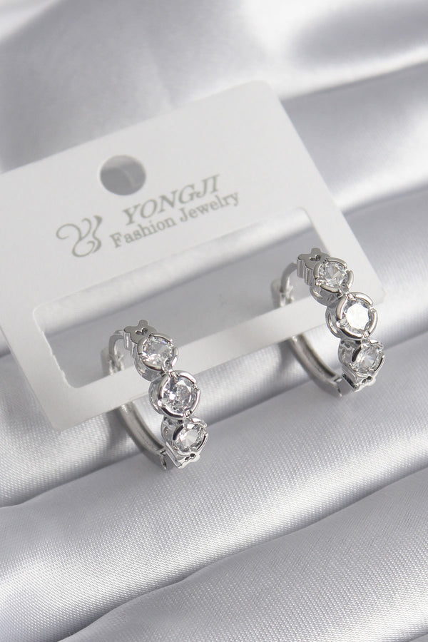 BKP8357 - Pirinç Gold Renk Zirkon Taşlı Kalp Detay Kadın Küpe