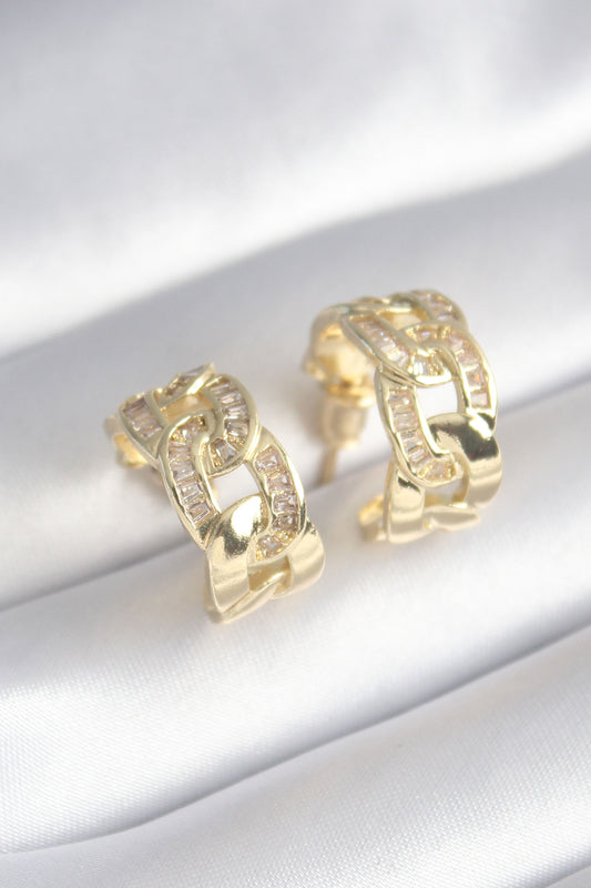 BKP8452 - Pirinç Gold Renk Zirkon Taş Detay Zincir Model Kadın Küpe