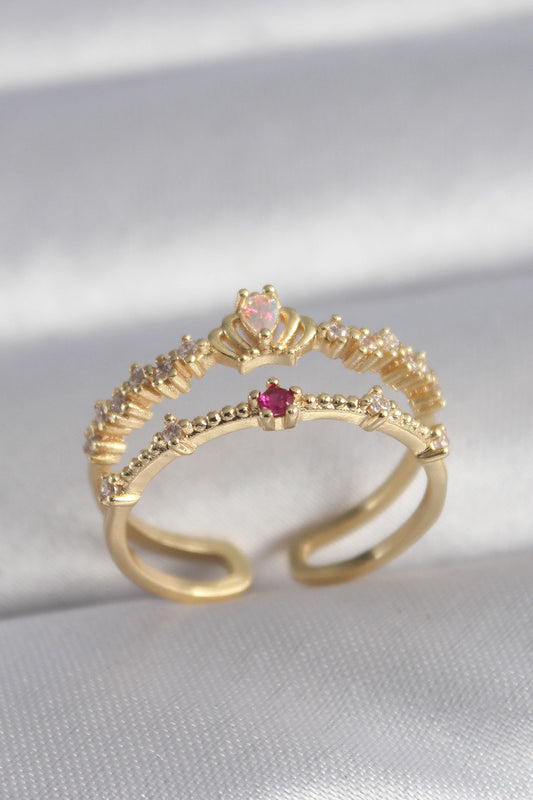 BYK3040 - Pirinç Gold Renk Zirkon Taşlı Taç Model Kadın Yüzük