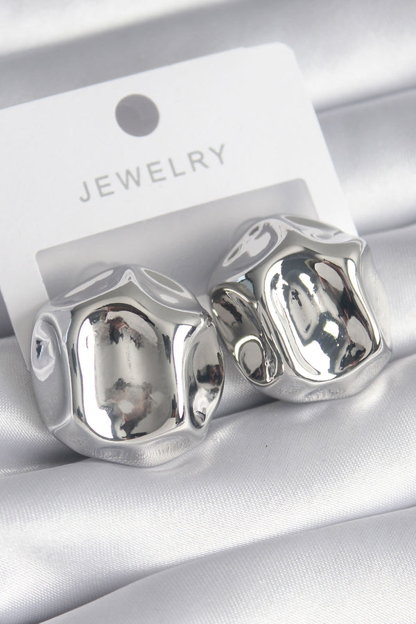 BKP8558 - Pirinç Gümüş Renk İşlemeli Top Model Kadın Küpe