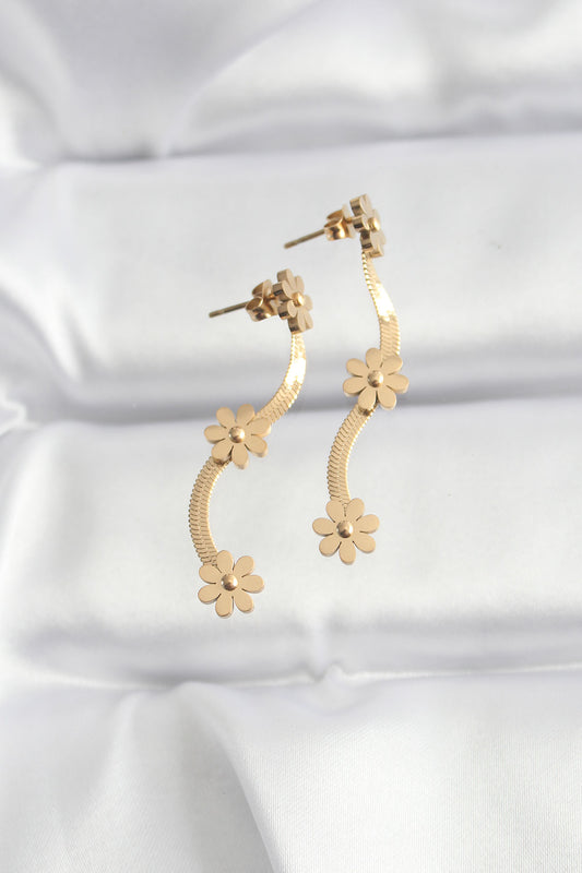 BKP8801 - 316L Çelik Gold Renk İtalyan Zincir Papatya Küpe