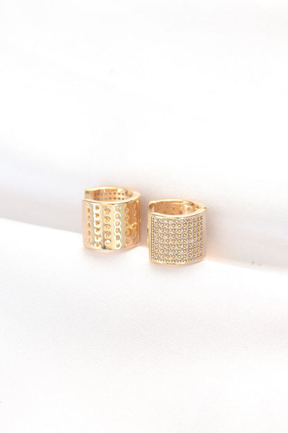BKP8890 - Pirinç Gold Renk Taşlı Minimal Küpe
