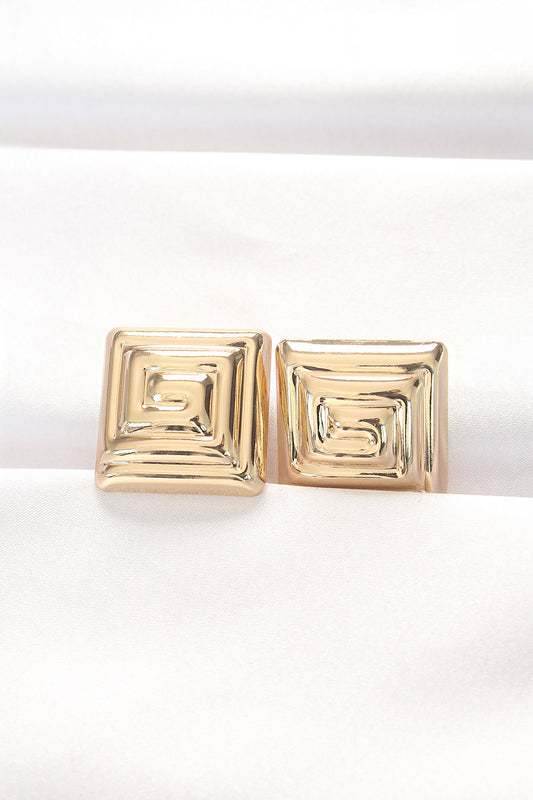 BKP8879 - Pirinç Gold Renk Kare Form Küpe