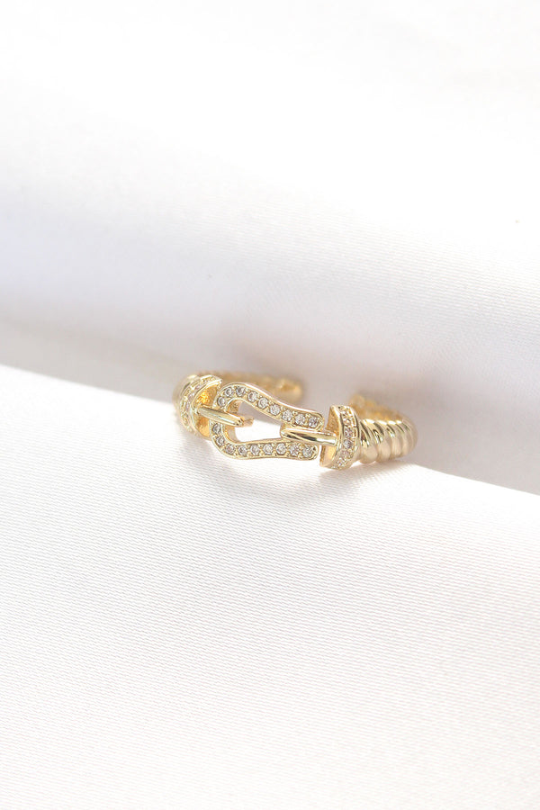 BYK3099 - Kemer Tokası Tasarımlı Gold Renk Zirkon Taşlı Ayarlanabilir Yüzük