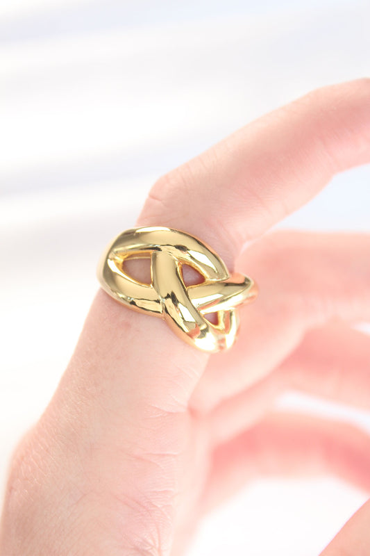 BYK3126 - Düğüm Model Gold Renk Ayarlanabilir Yüzük