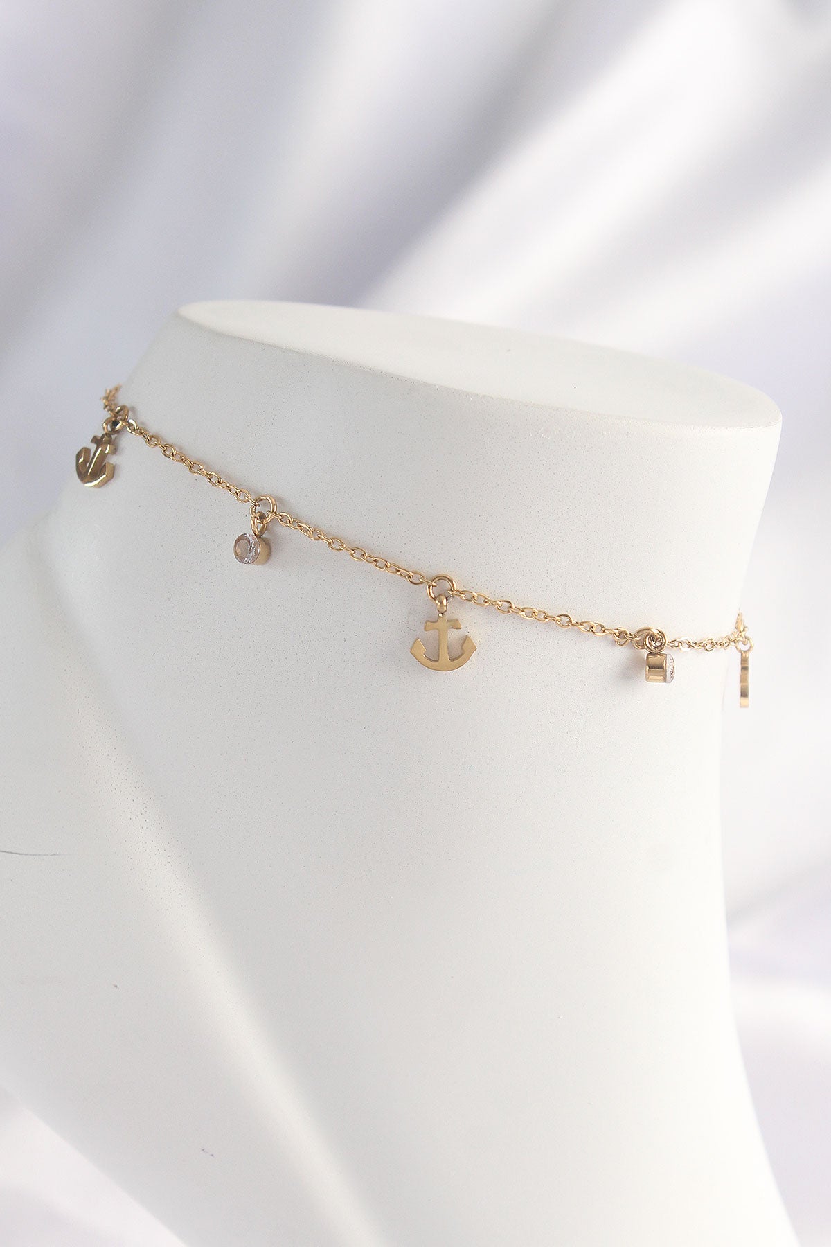 HH1605 - 316L Çelik Gold Renk Zirkon Taşlı Minimal Çapa Tasarımlı Halhal