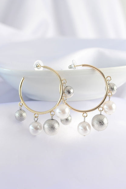 BKP8907 - Pirinç Gümüş Renk Topçuk Model Gold Renk Halka Küpe