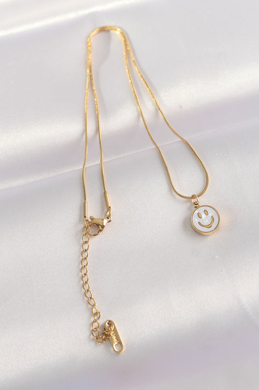 BKO8672 - 316L Çelik Zincir Altın Renk Mermer Desenli Minimal Smile Kolye