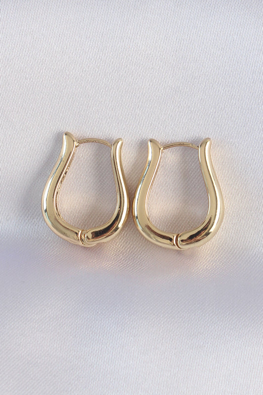 BKP8976 - Pirinç Gold Renk İçi Boş Gül Küpe