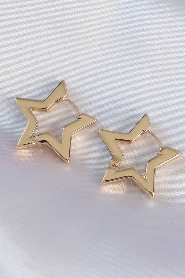 BKP8982 - Pirinç Gold Renk Yıldız Küpe