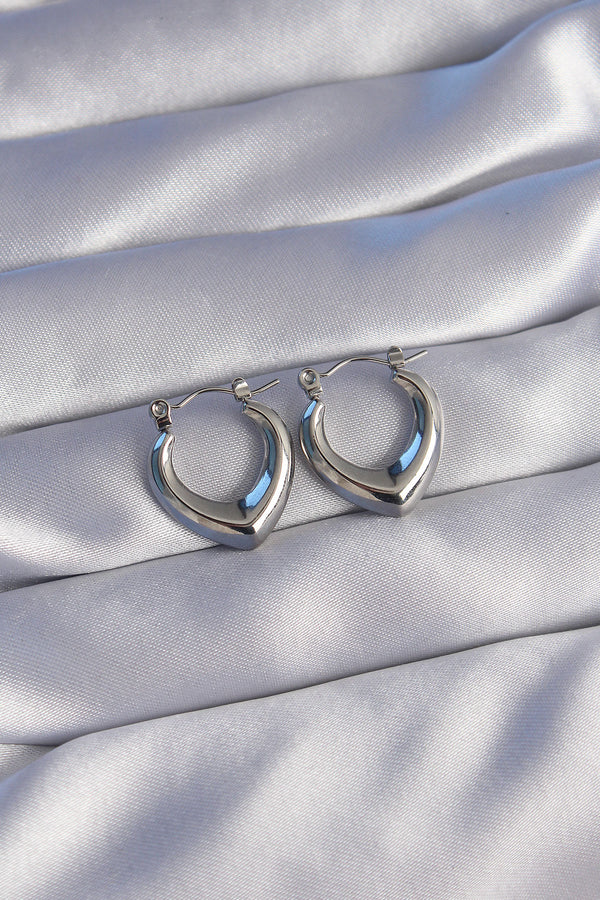 BKP9036 - 316L Çelik Gümüş Renk İçi Oval Tasarımlı Küpe