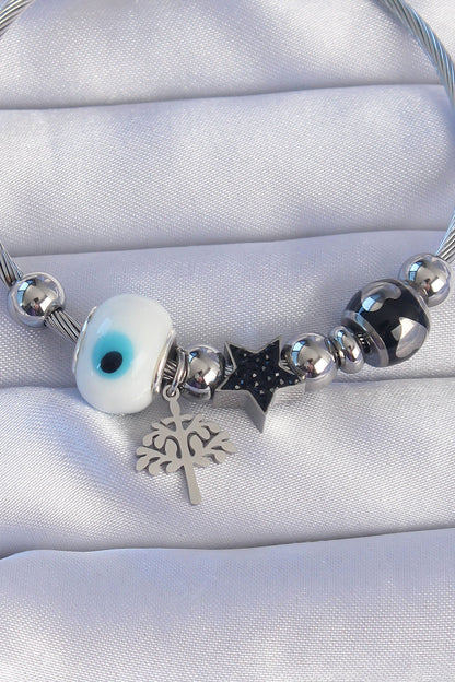 BB6198 - 316L Çelik Gümüş Renk Siyah Zirkon Taşlı Yıldız Tasarımlı Ağaç Detay Nazarlı Charm Bileklik
