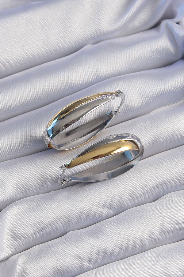 BKP9226 - Pirinç Gold Gümüş Renkli Uzun Kıvrımlı Küpe