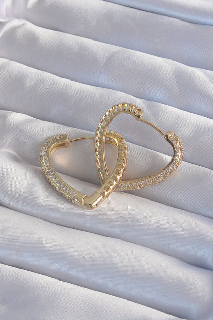 BKP9285 - Pirinç Gold Renk Zirkon Taşlı Motifli Kalp Küpe