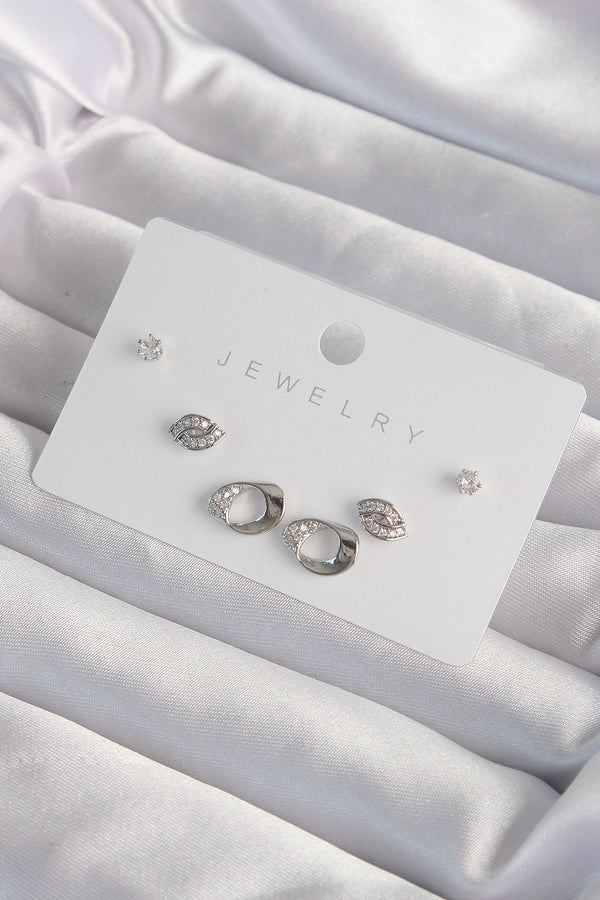 BKP9324 - Pirinç Gümüş Renk Zirkon Taşlı Yaprak Model Küpe Seti