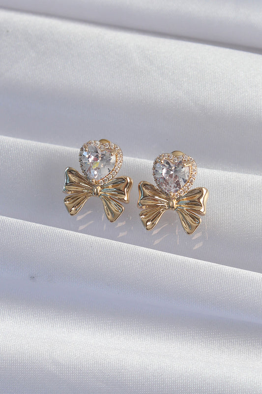 BKP9311 - Pirinç Gold Renk Zirkon Taşlı Kalp Model Fiyonk Küpe