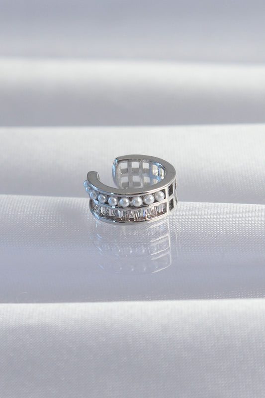 BKP9338 - Pirinç Gümüş Renk İncili Baget Taşlı Earcuff Küpe