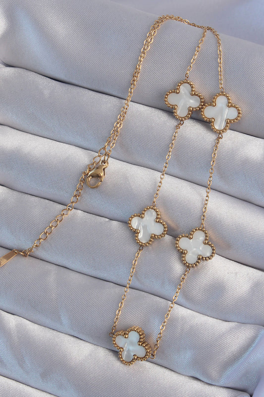 BKO8996 - 316L Çelik Gold Renk Beyaz Sedefli Yonca Kolye