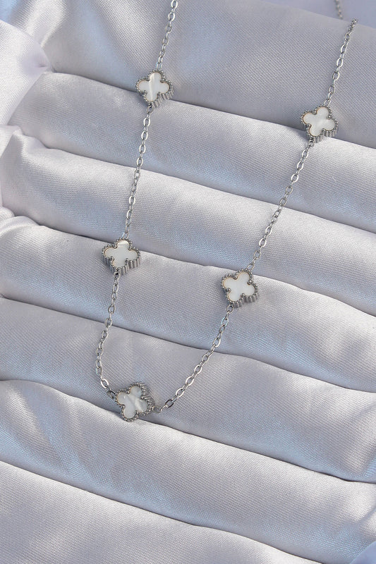 BKO9001 - 316L Çelik Gümüş Renk Minimal Beyaz Sedefli Yonca Kolye