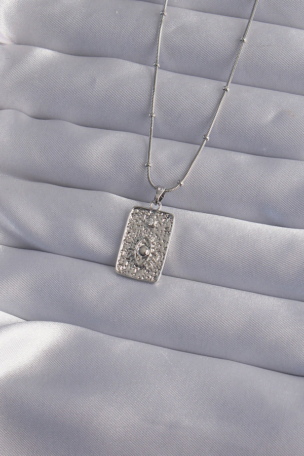 BKO9018 - 316L Çelik Zincir Gümüş Renk Lazer İşlemeli Göz Figür Tarot Kolye