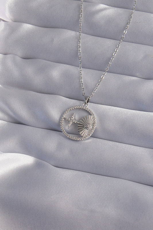 BKO9024 - 316L Çelik Zincir Gümüş Renk Zirkon Taşlı Yıldız Figürlü Oval Kolye