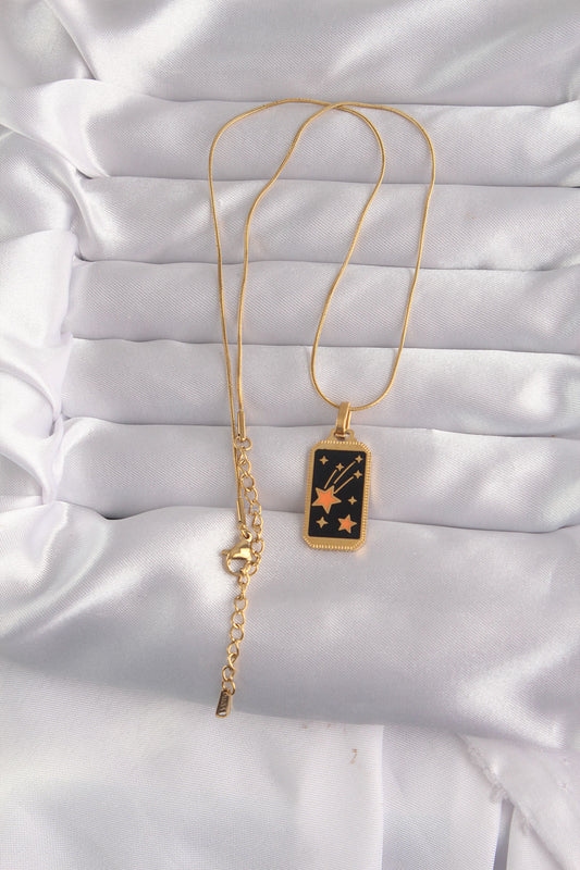 BKO9028 - 316L Çelik Gold Renk Siyah Mineli Yıldız Figür Tarot Kolye