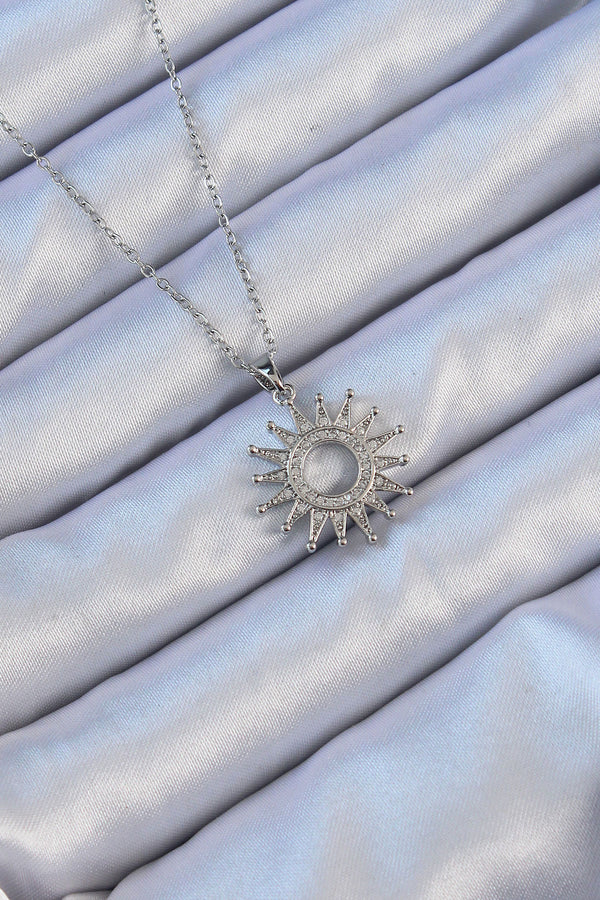 BKO9106 - 316L Çelik Zincir Gümüş Renk Zirkon Taşlı Parlayan Güneş Kolye