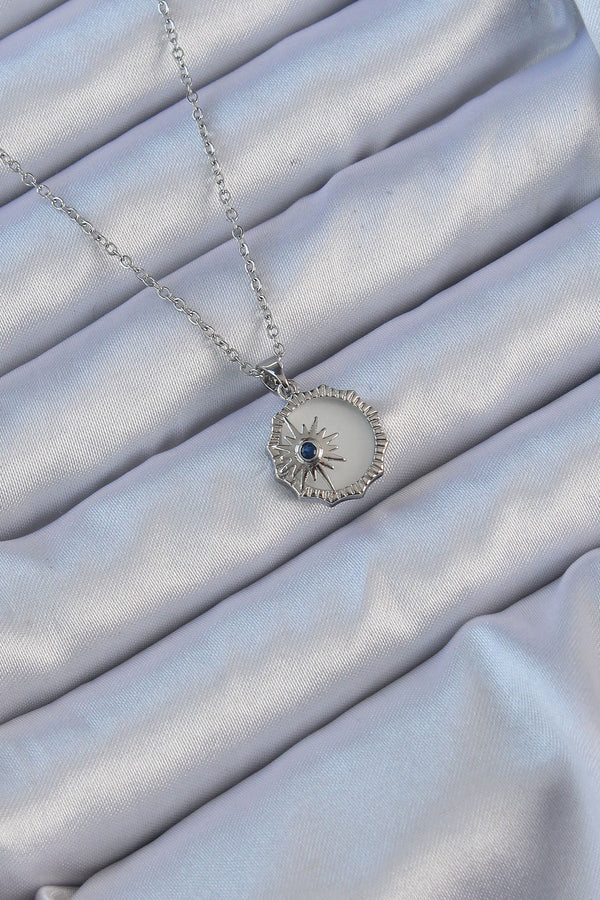 BKO9148 - 316L Çelik Gümüş Renk Zirkon Taşlı Mineli Kutup Yıldızı Kolye