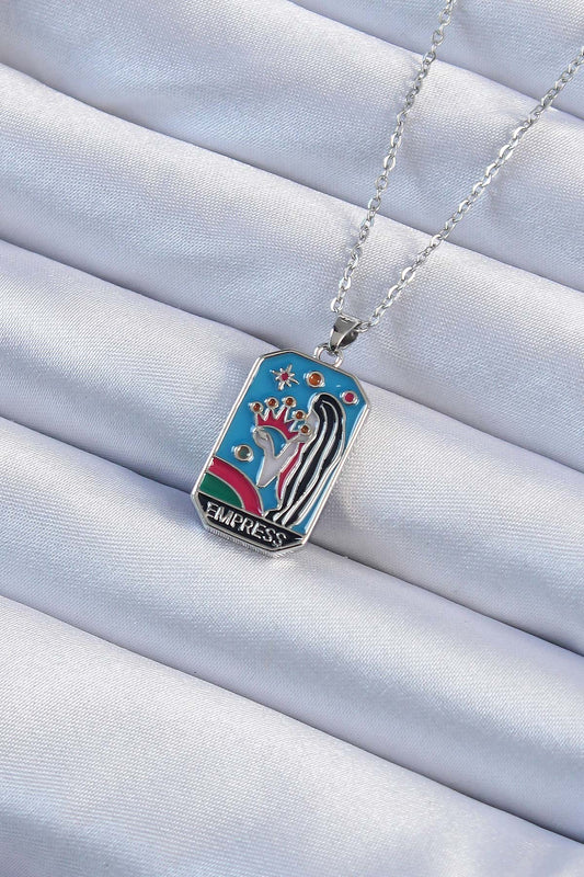 BKO9230 - 316L Çelik Zincir Gümüş Renk Taç ve Kız Figürlü Renkli Mineli Tarot Kolye