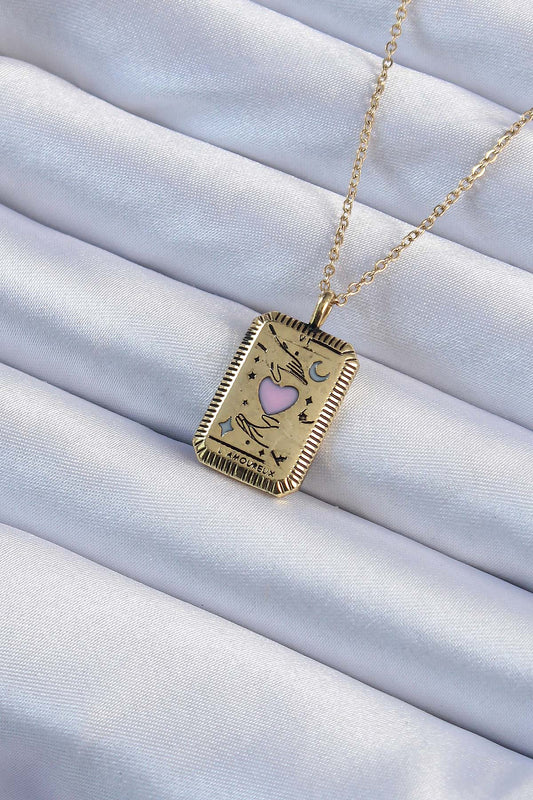 BKO9231 - 316L Çelik Zincir Eskitme Altın Renk Pembe Mineli Kalp Figürlü Tarot Kolye