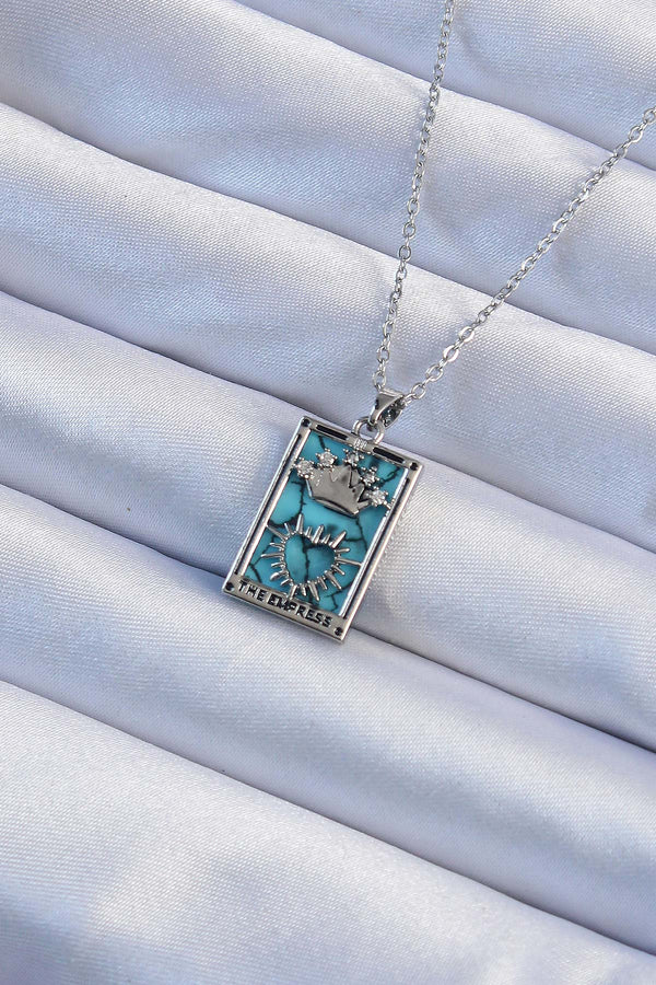 BKO9244 - 316L Çelik Zincir Gümüş Renk Zirkon Taşlı Mavi Mermer Desenli Taç Model Tarot Kolye