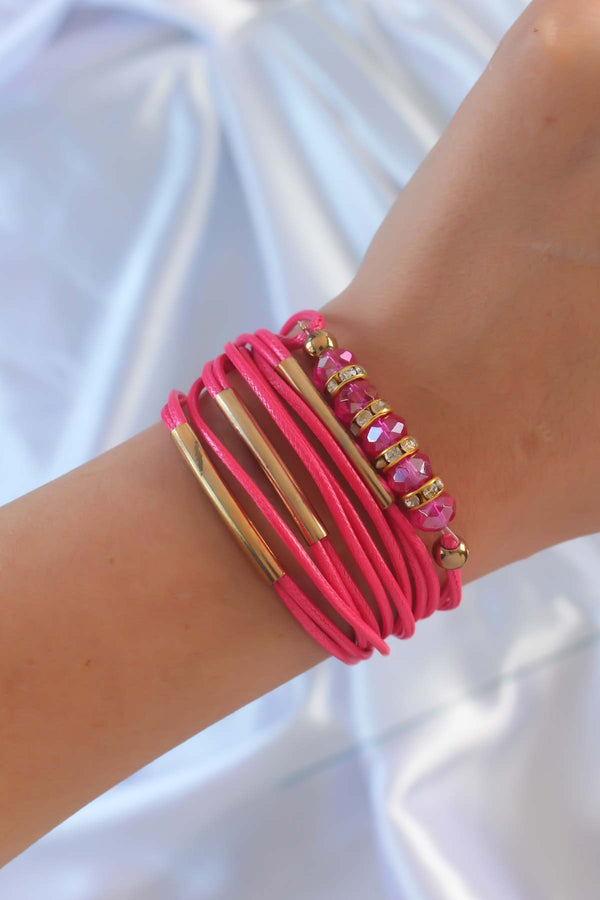 BB6357 - Pembe Renk Zirkon Taşlı Metal Aksesuarlı İpli Çoklu Bileklik