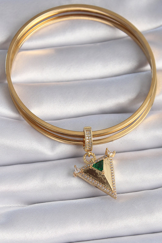 Pirinç Gold Renk Zirkon Taşlı 3D Üçgen Model Ajda Charm - BC1002