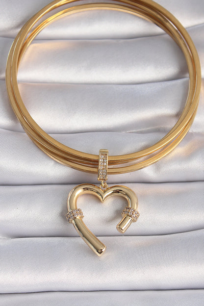 Pirinç Gold Renk Zirkon Taş Detaylı Kalp Figür Ajda Charm - BC1015