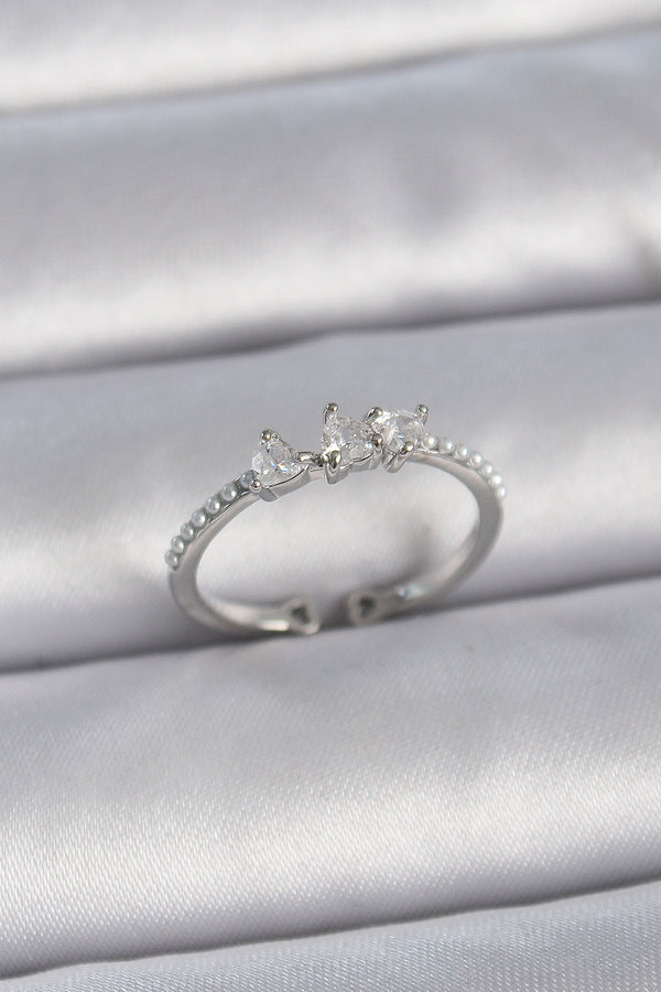 BYK3363 - Pirinç Gümüş Renk Zirkon Taşlı Kalp İnci Detay Ayarlanabilir Model Kadın Yüzük