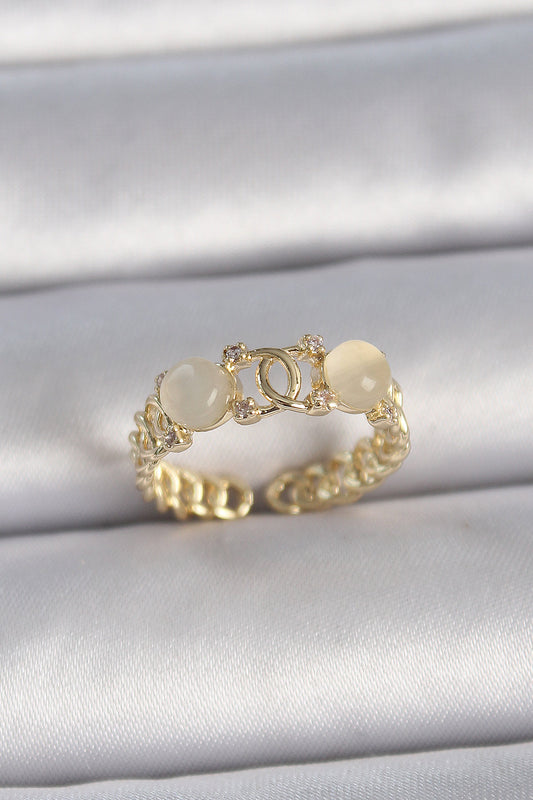 BYK3402 - Pirinç Gold Renk Ayarlanabilir Zirkon Taşlı Beyaz Mineli Birleşik Halka Model Kadın Yüzük